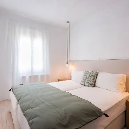 Michael Zeppos 公寓 *