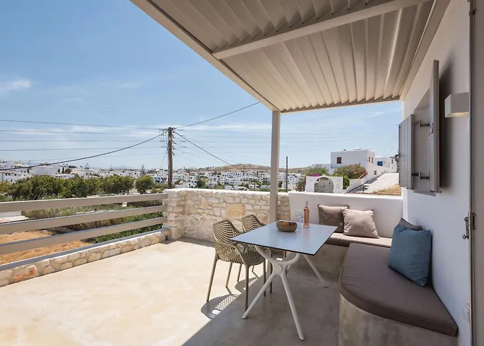 Michael Zeppos Appartement Naousa