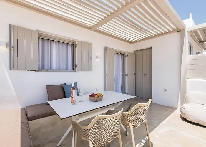 Michael Zeppos * Naousa